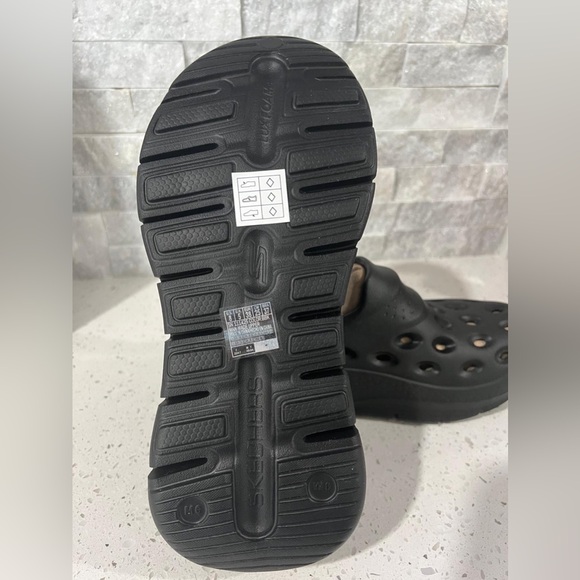 Skechers Black Comfort Shoes - Picture 5 of 5